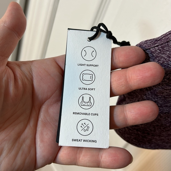 NWT TNA TnAction Flow Sports Bra – Size Large - Picture 3 of 5